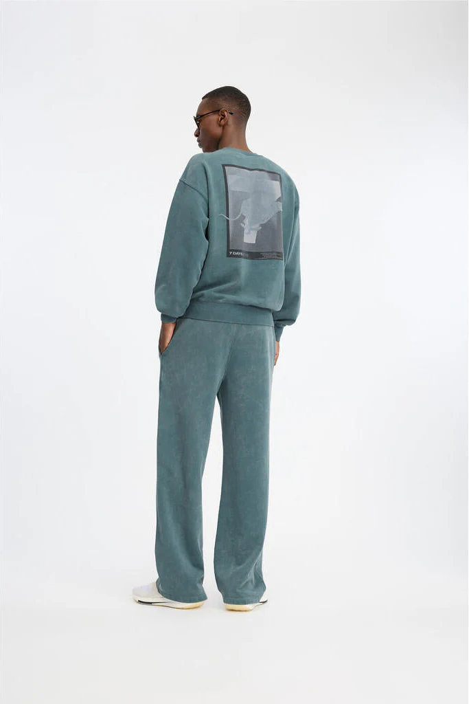 Regular sweatshirt - 065 Dusty Green - Image 7