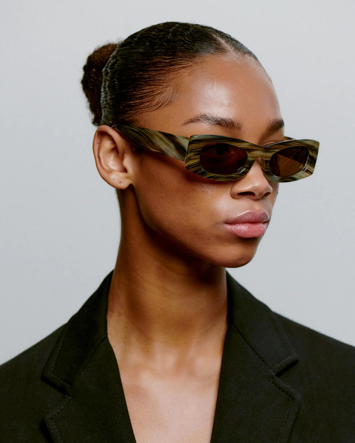Frida solbrille - Striped Horn - Image 7