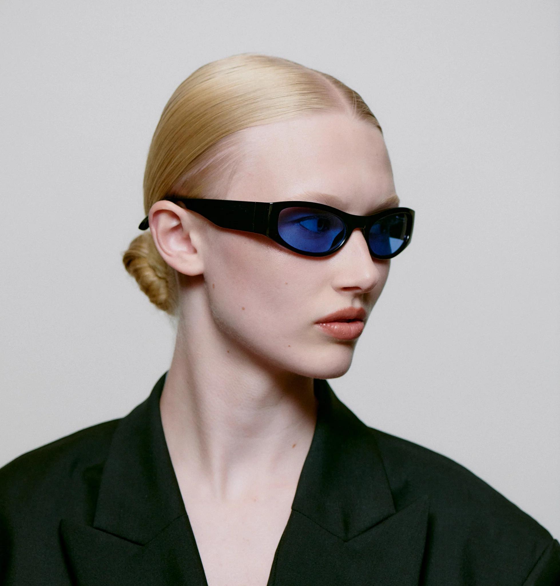 Gust solbrille - sort/blå - Image 6
