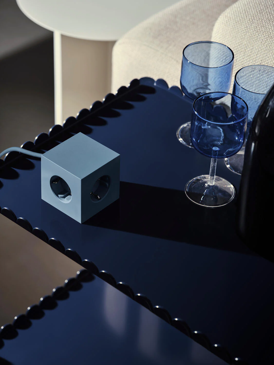 Square 1, USB-C & magnetisk stikdåse - Shark Blue - Image 3