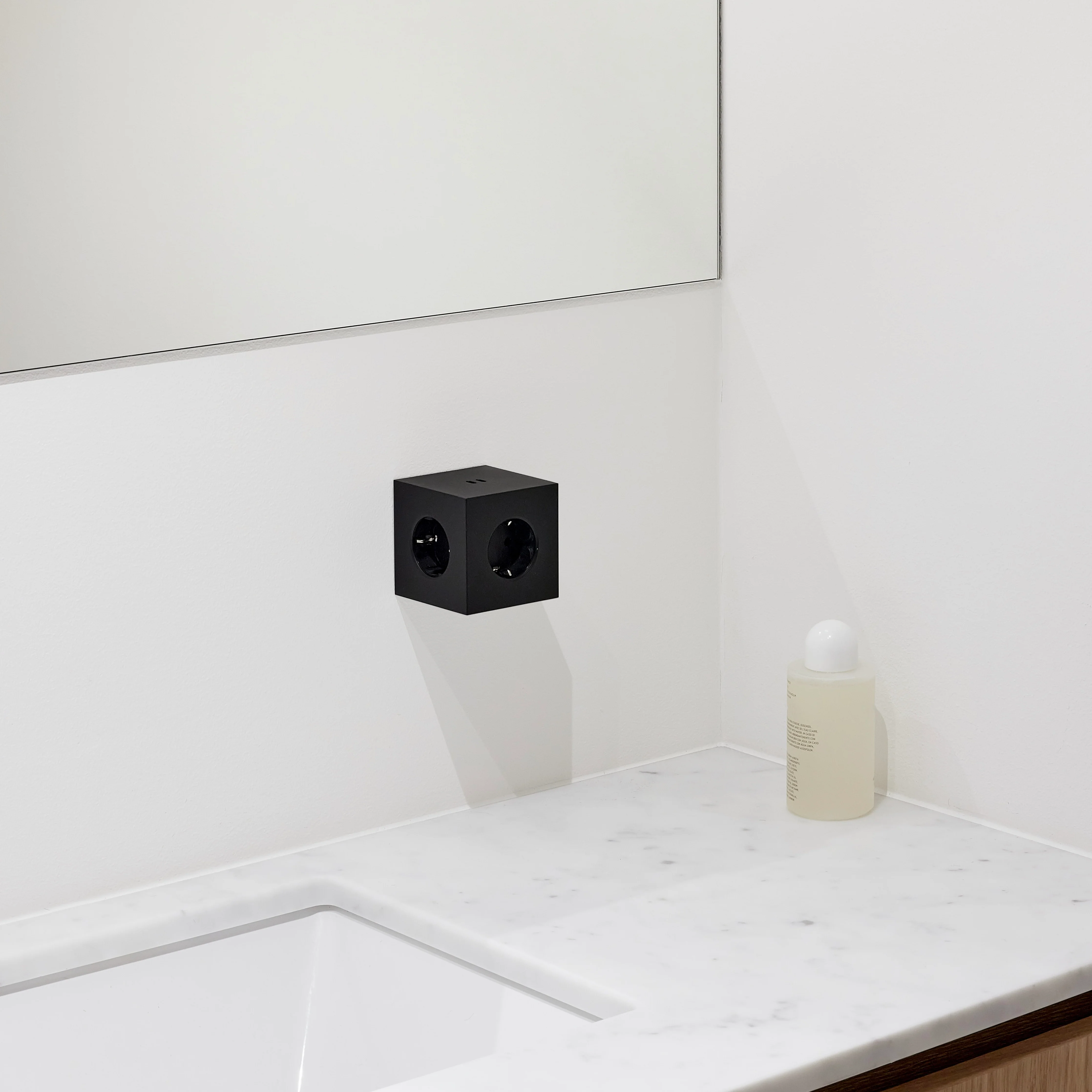 Square 2 stikdåse, USB-C - Sort - Image 4