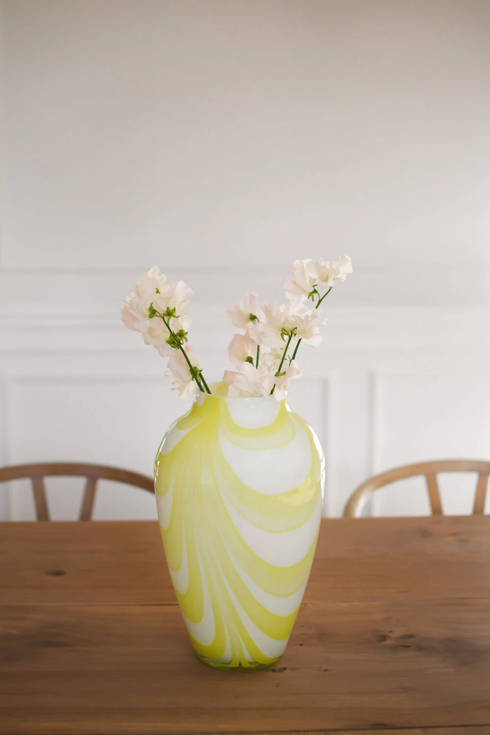 Vase med brede swirl striber, gul - H35 cm. - Image 2