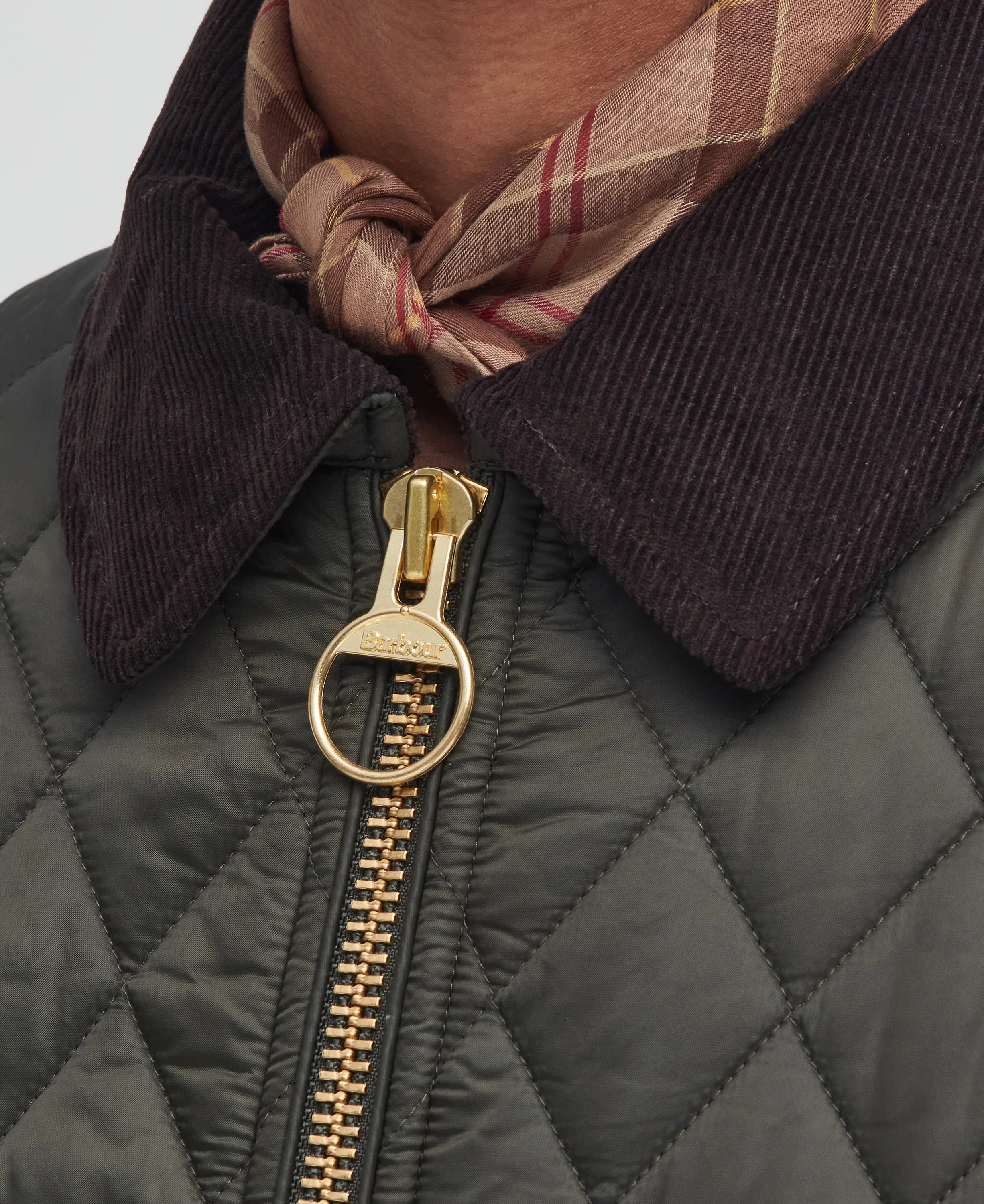 Fitted Beadnell Quilted jakke - Sage - Image 8