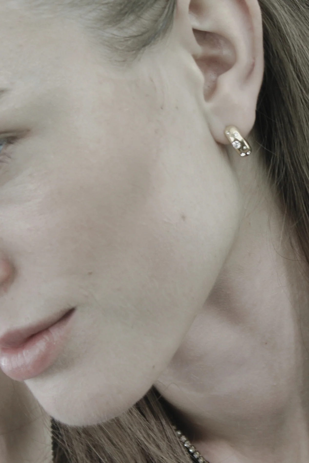 Joy Clear CZ hoops - forgyldt - Image 2