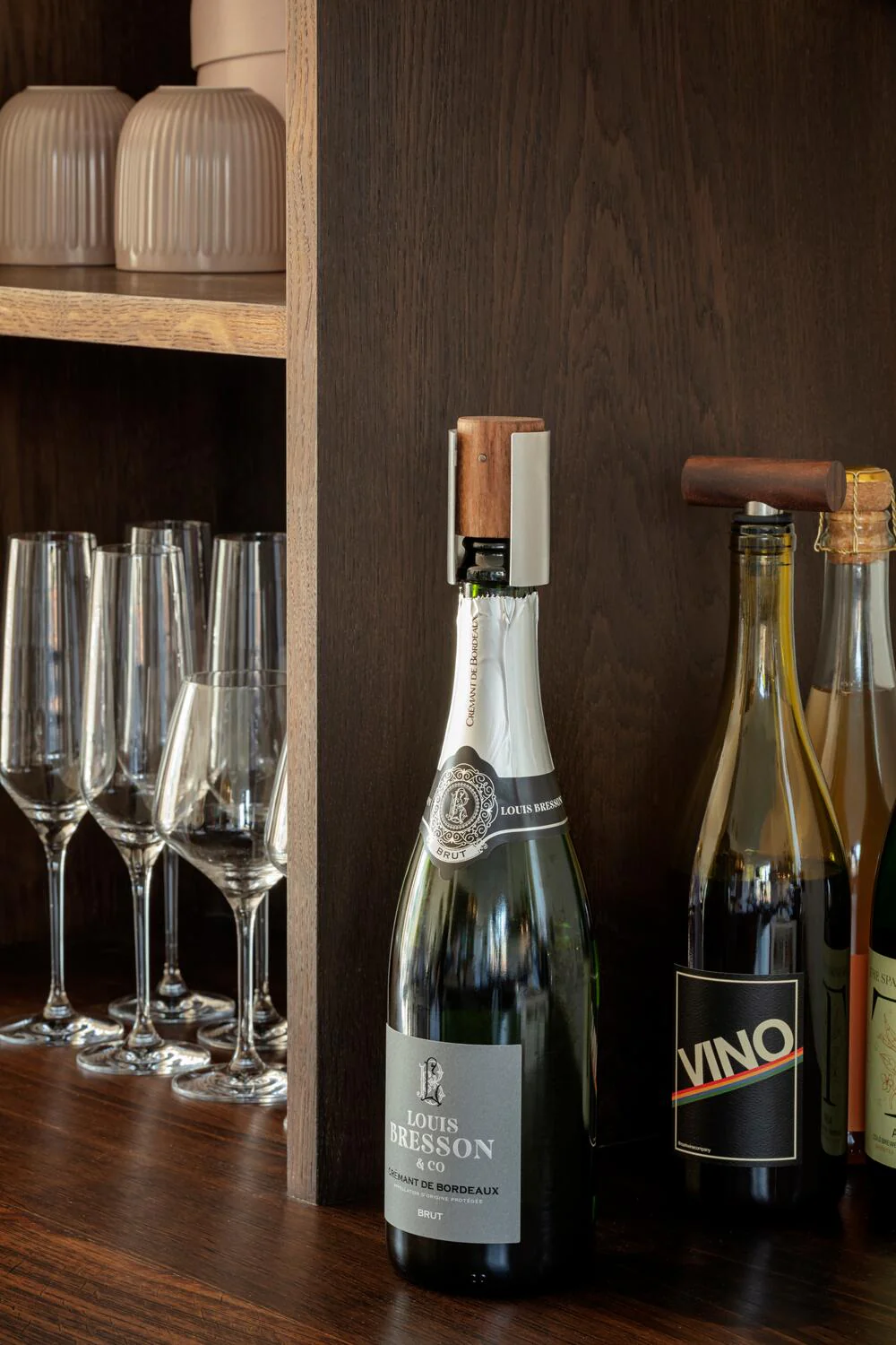 Liquid Lounge vinprop - Walnut Wood - Image 4