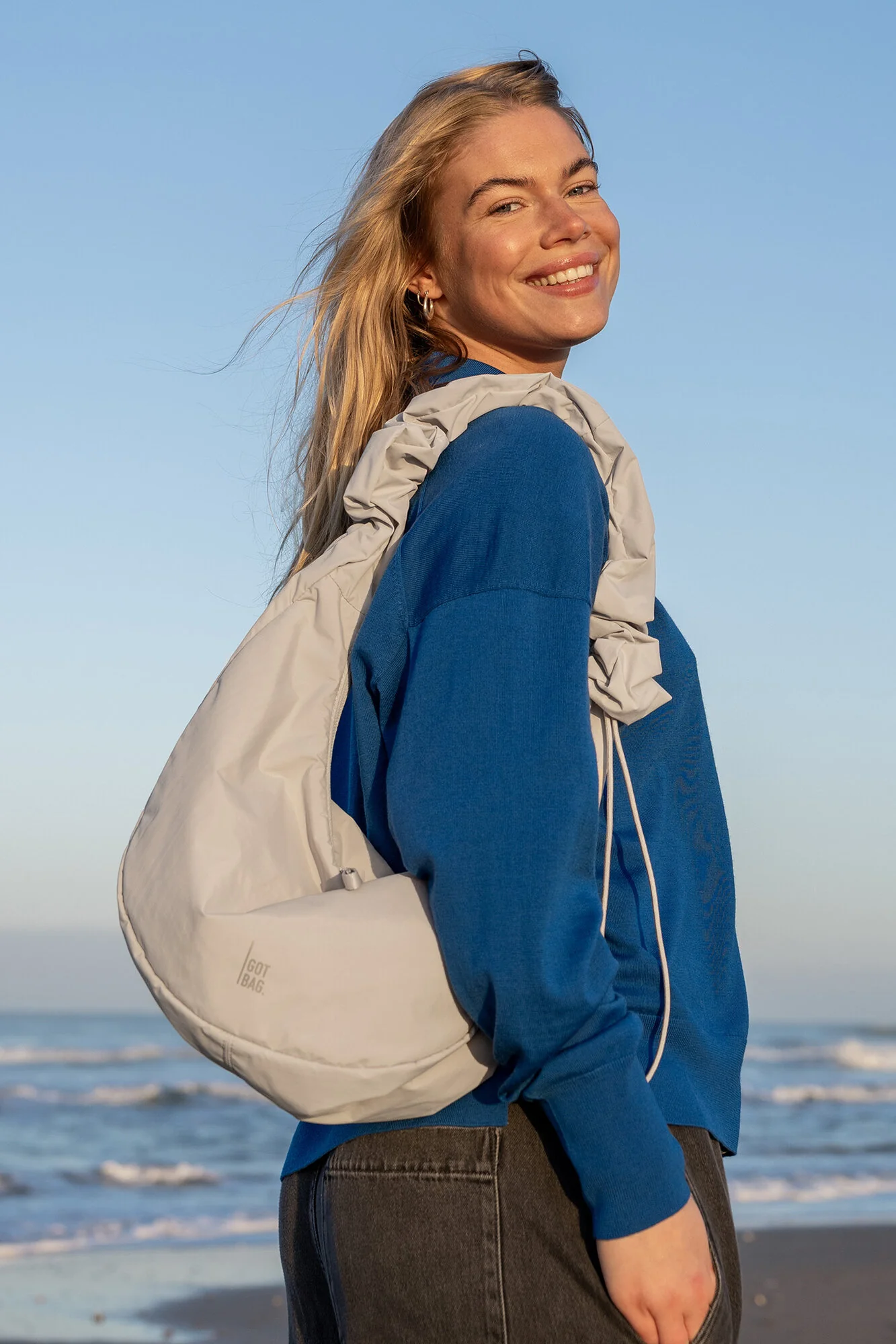Moon Bag Ruffle - Soft shell - Image 7