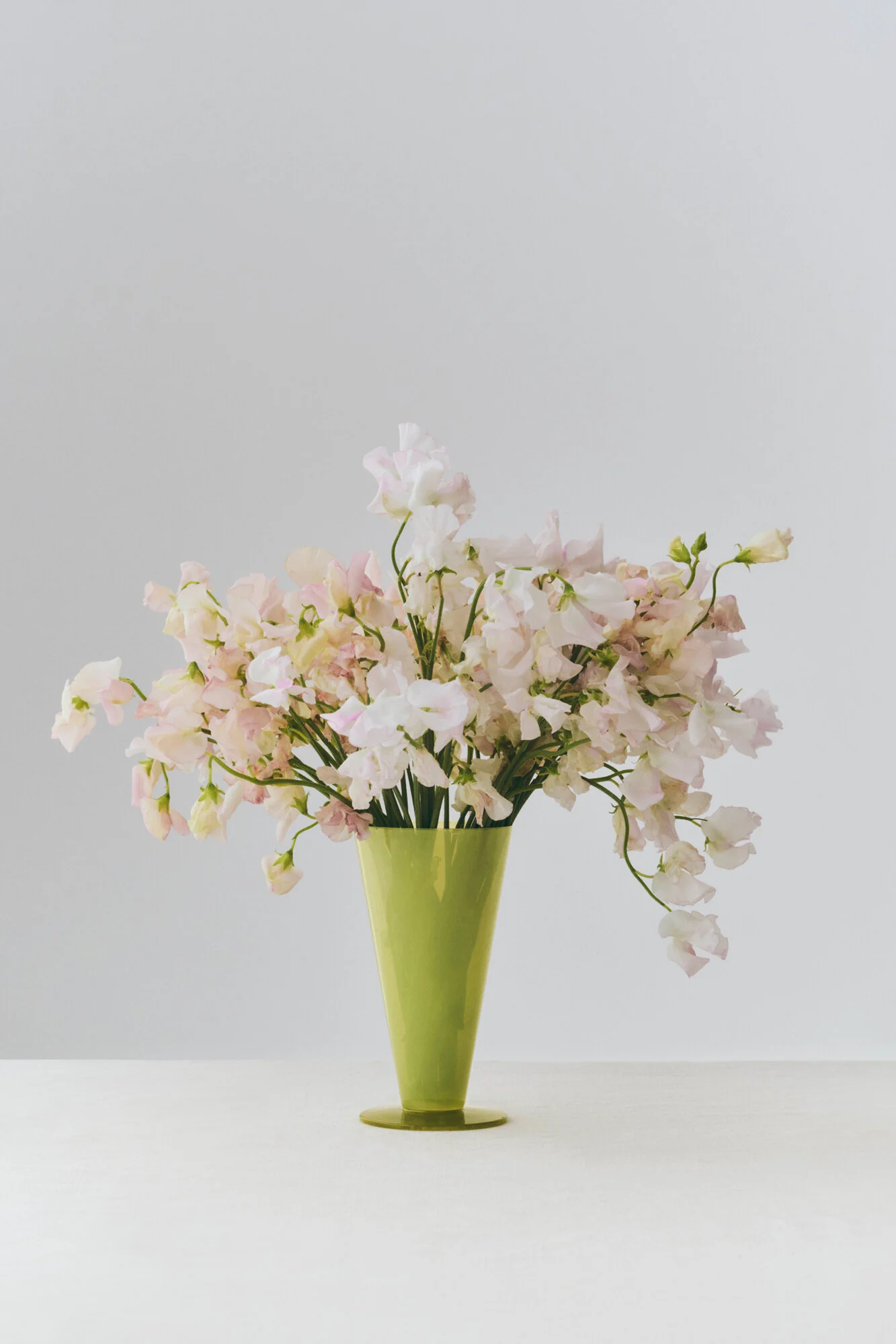 Conical vase, Light Green/Dark Lime - H18 cm