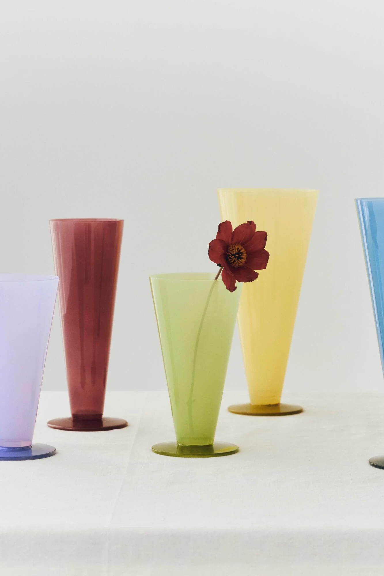 Conical vase, Yellow/Lime Green - H26 cm - Image 3