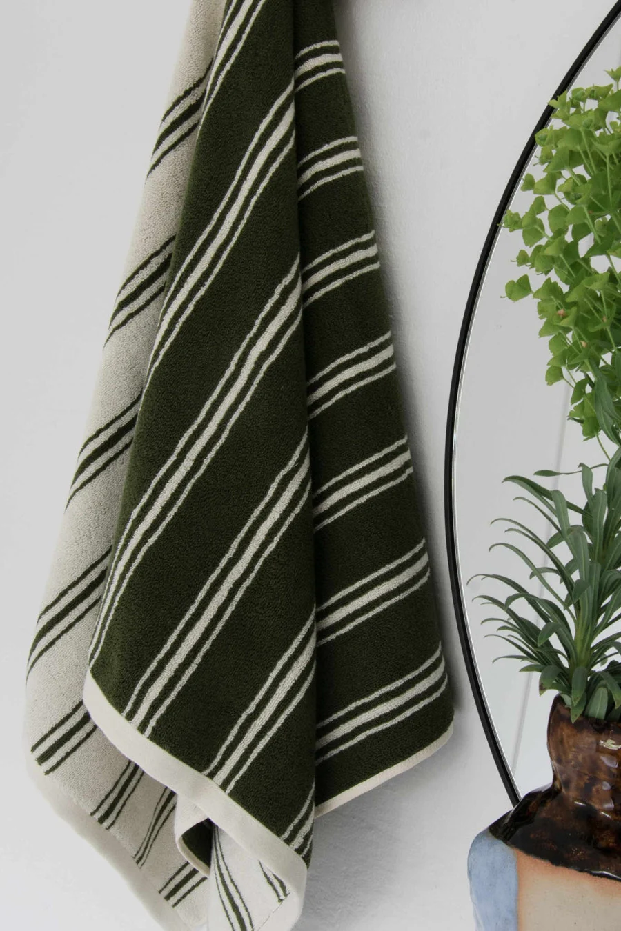 Retro Stripe håndklæde - Alpine Moss/Cream - Image 2