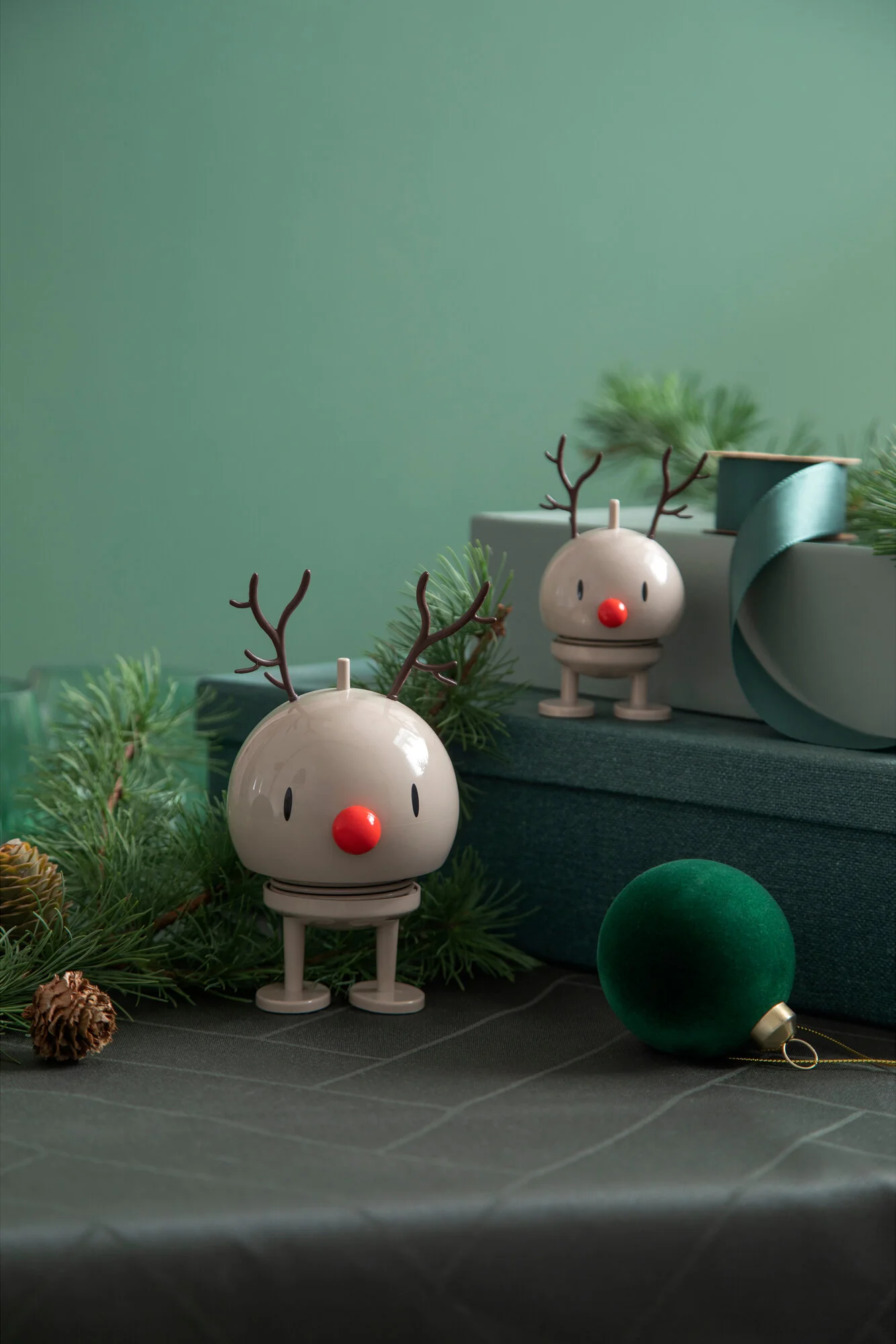 Bumble Reindeer, M - Latte - Image 2