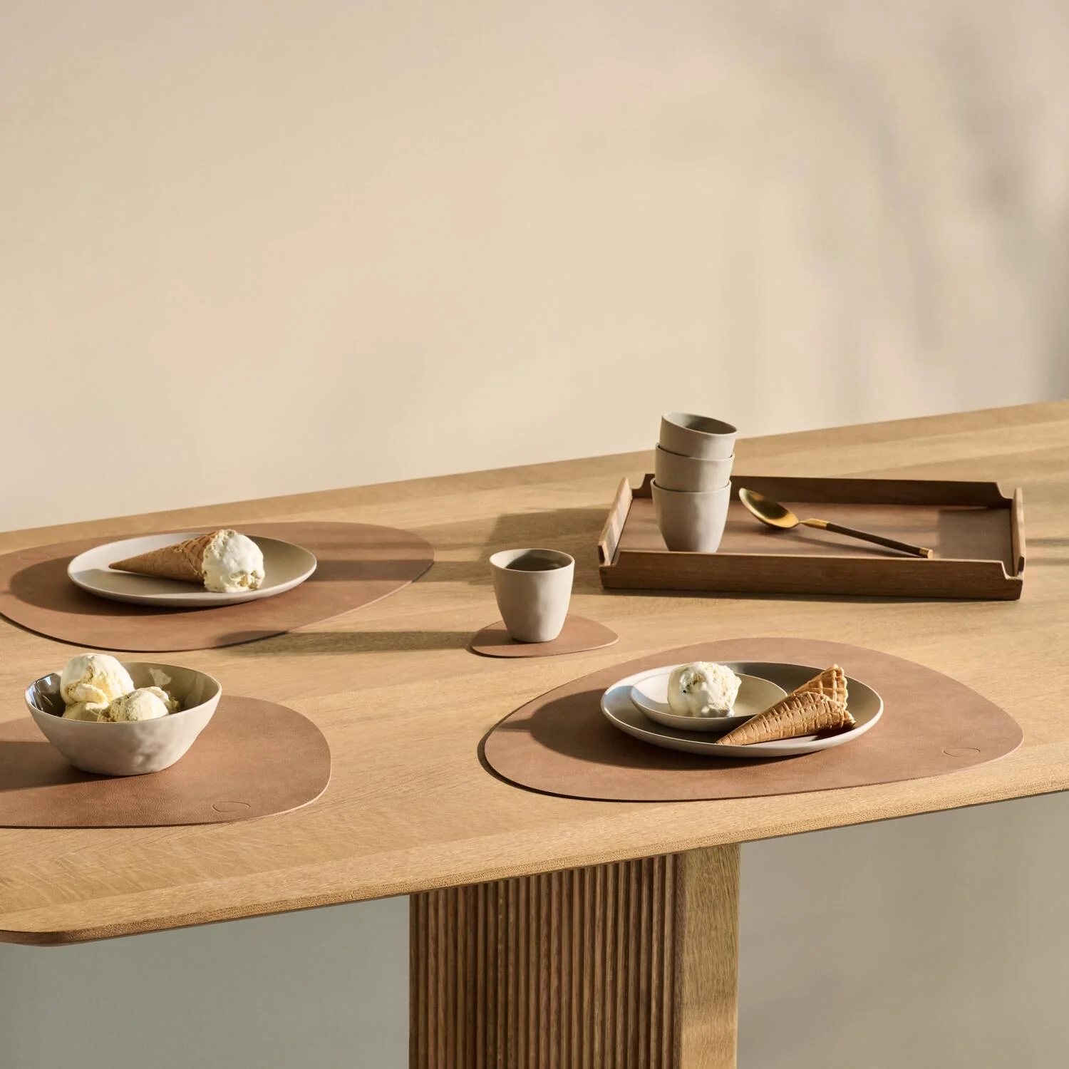 Dækkeserviet, Large Curve - Nougat - Image 3