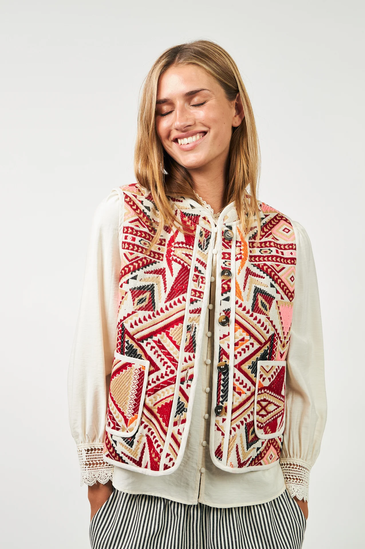 Cairoll vest - Red Multi - Image 5