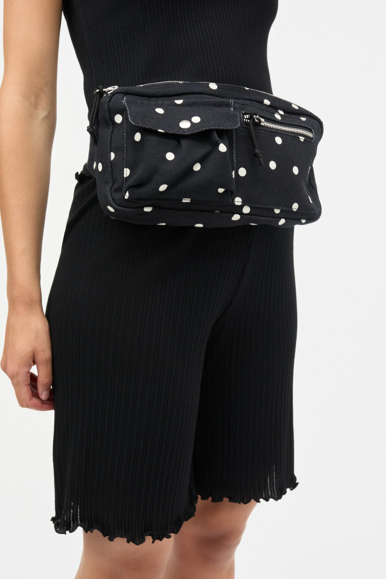 Pointella Lilly shorts - sort - Image 4