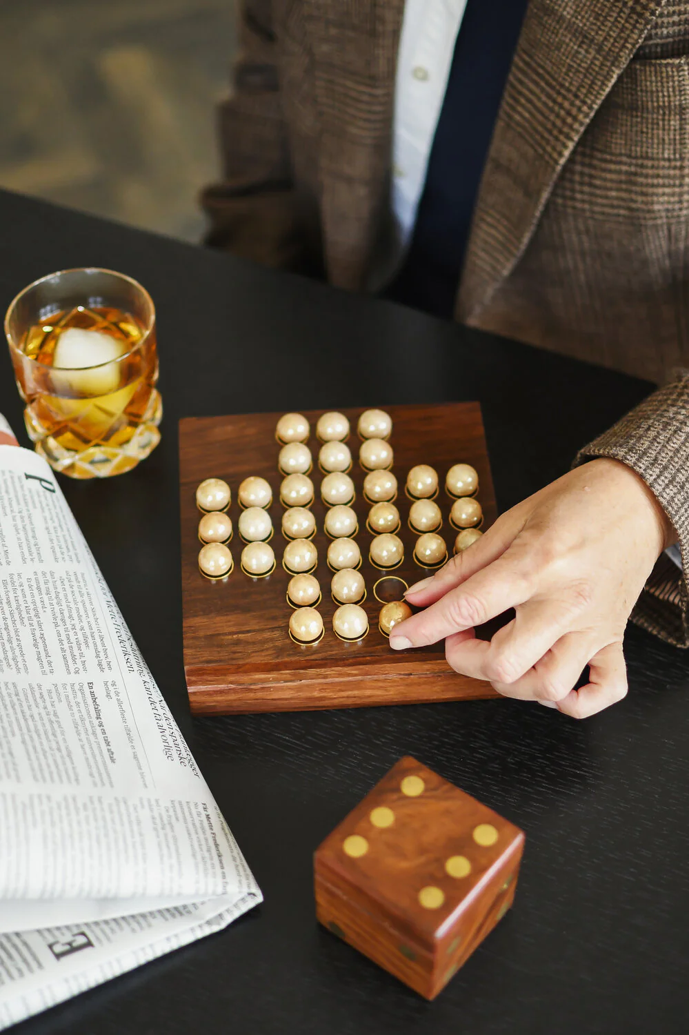 Solitaire spil med glaskugler - Træ/messing - Image 3
