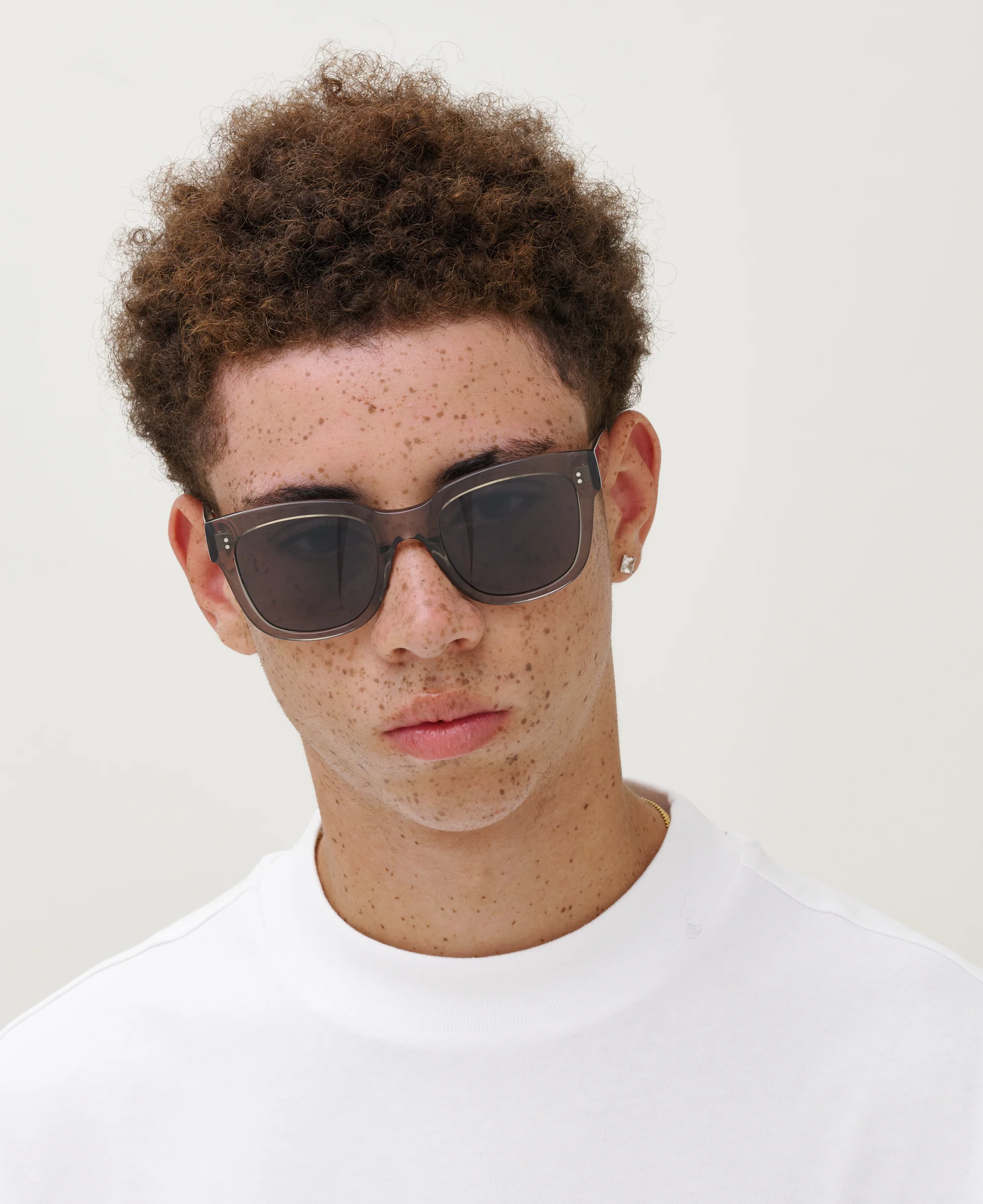 Liv solbrille - Transparent Grey - Image 6