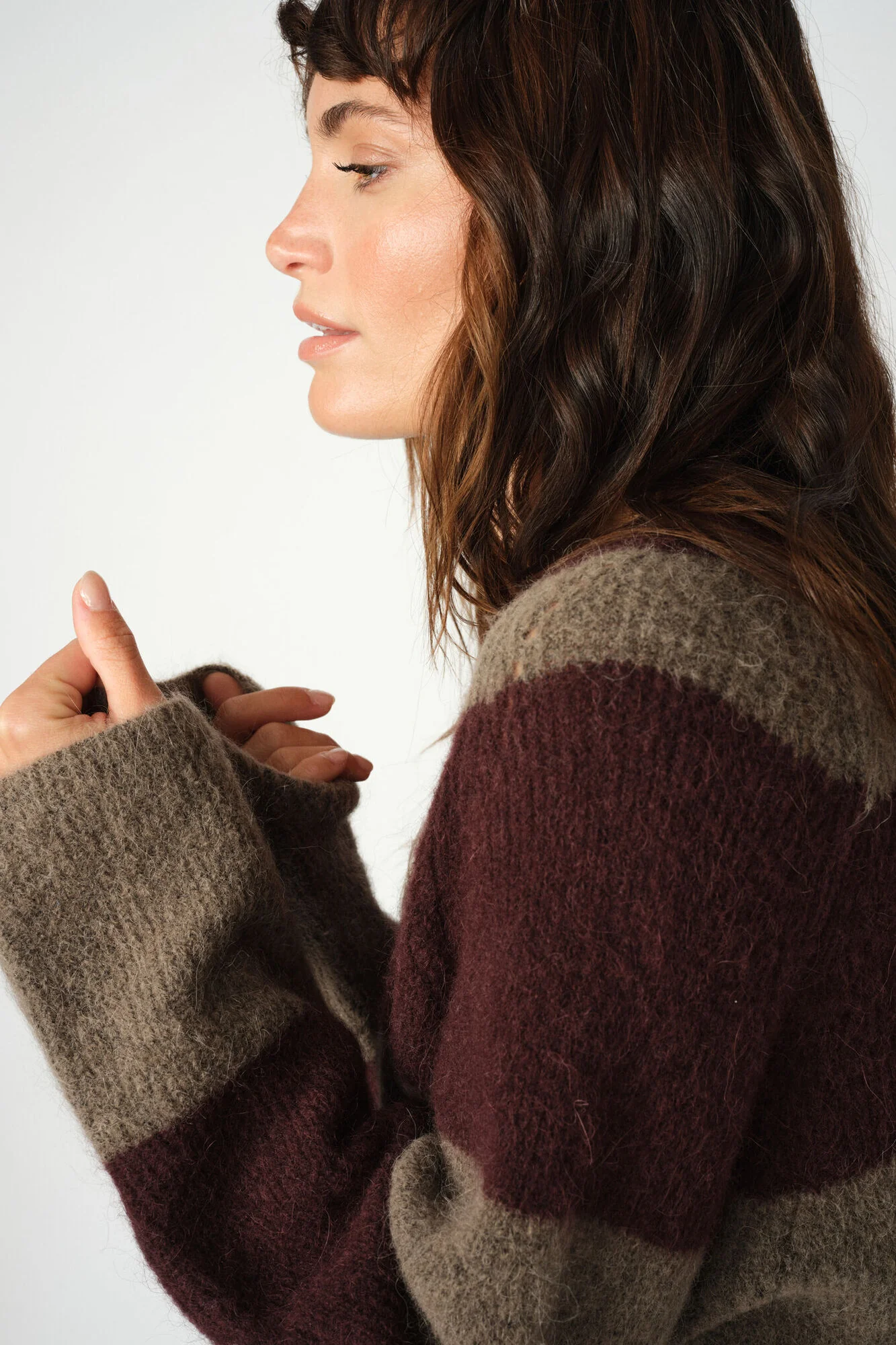 Taci Stripe V-Neck strik - Fudge - Image 3