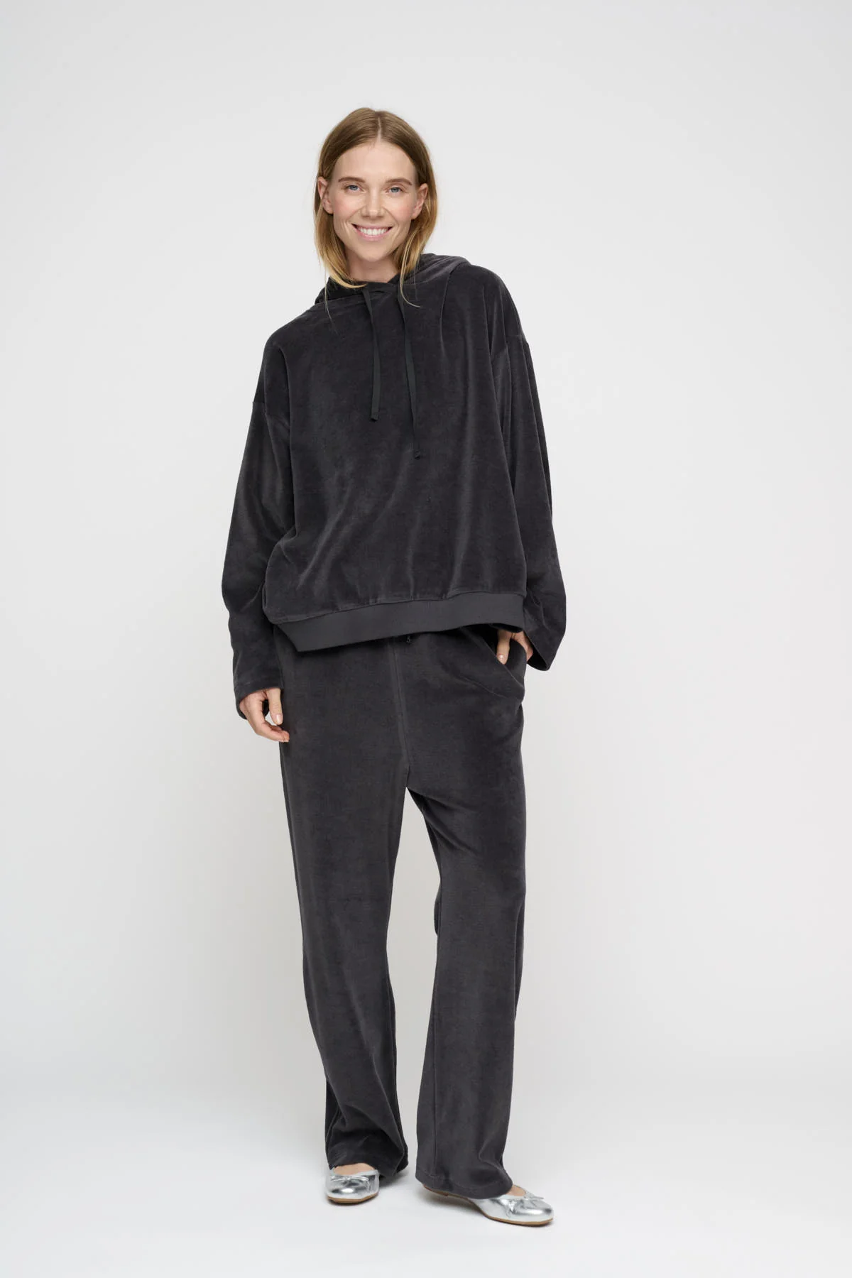 Cosmos Velvet hoodie - mørkegrå - Image 4