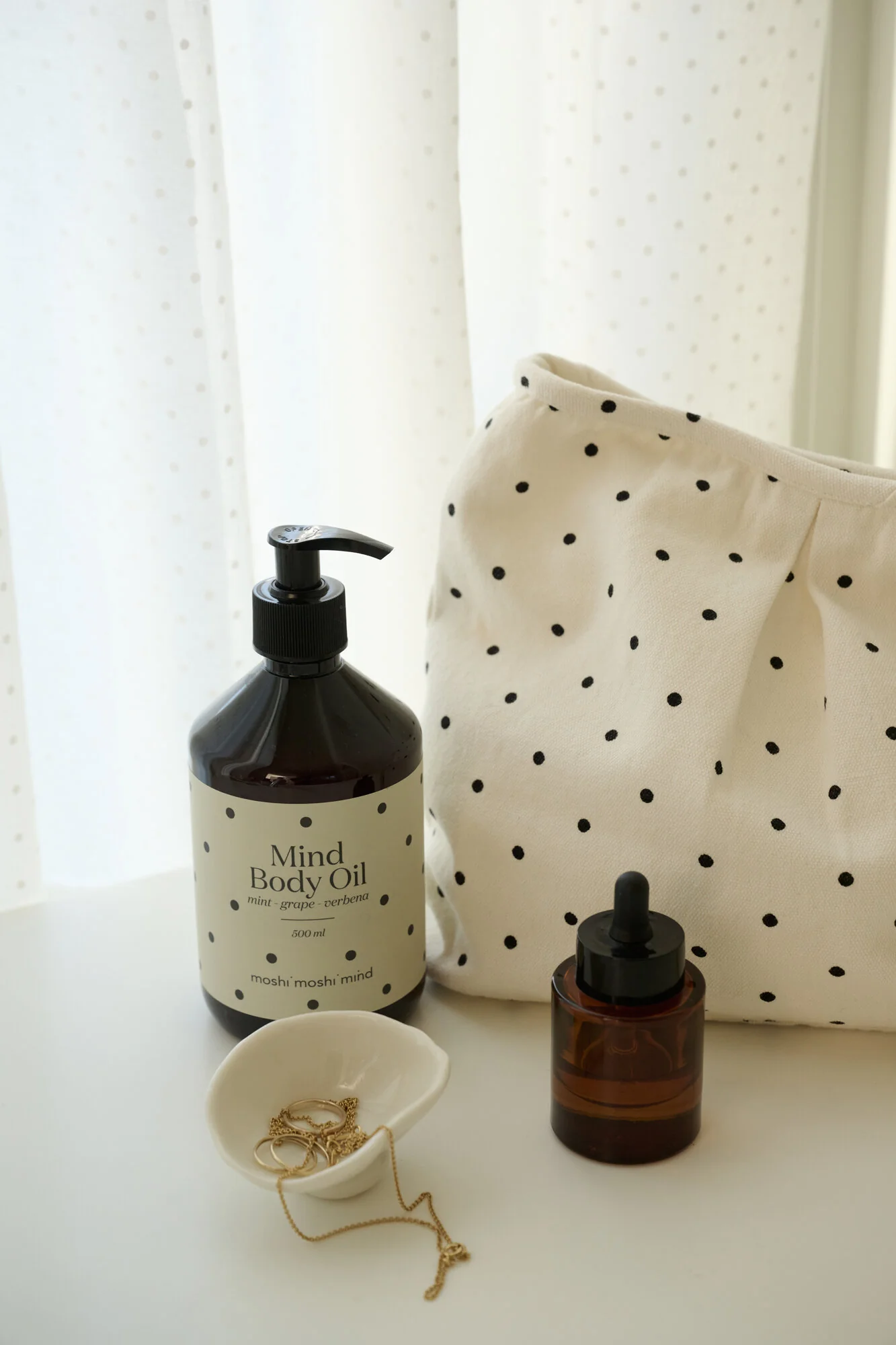 Toilettaske - Ecru/Black Dots - Image 6