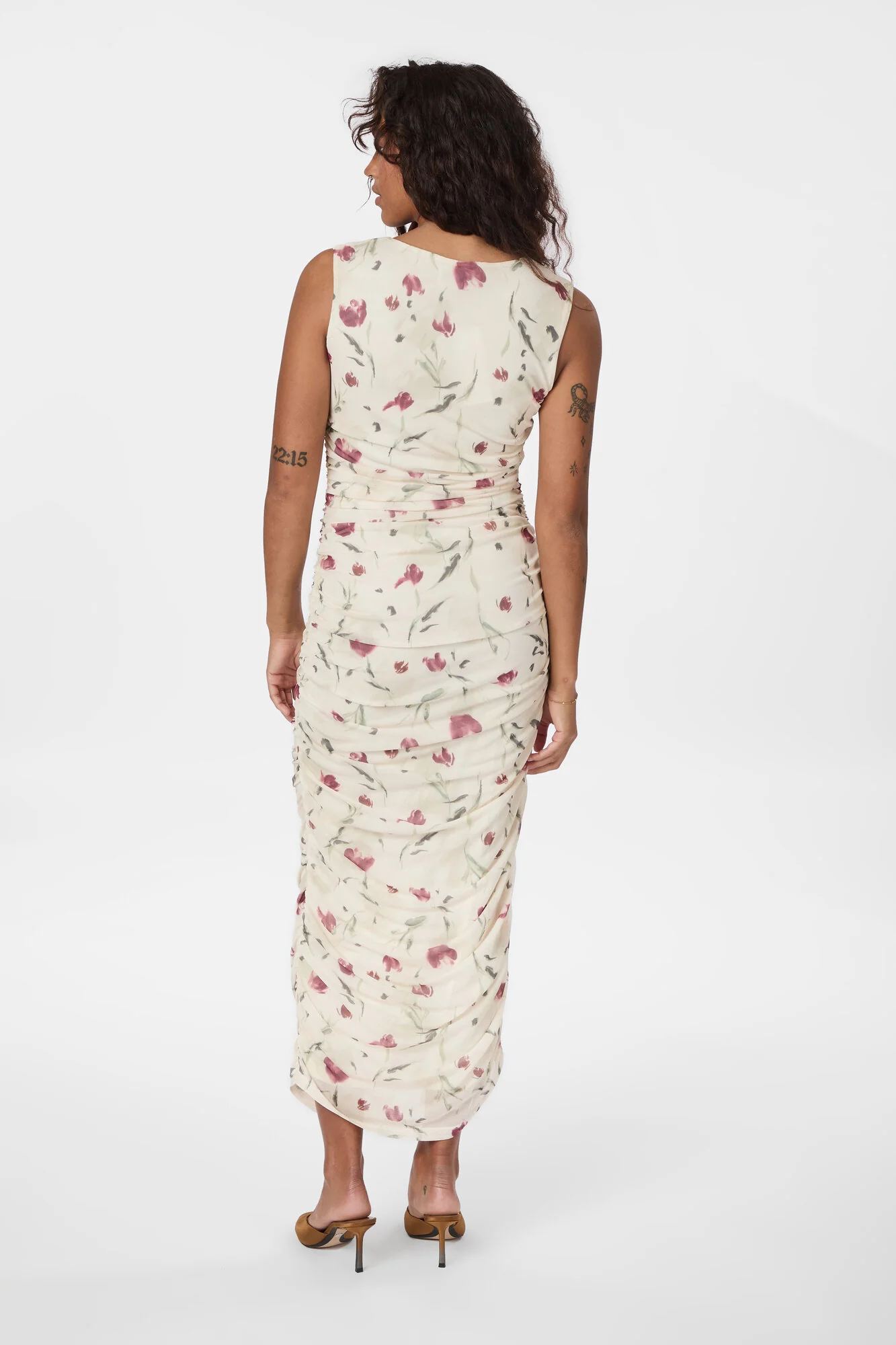 Corilina Artist Mesh midi kjole - creme - Image 3