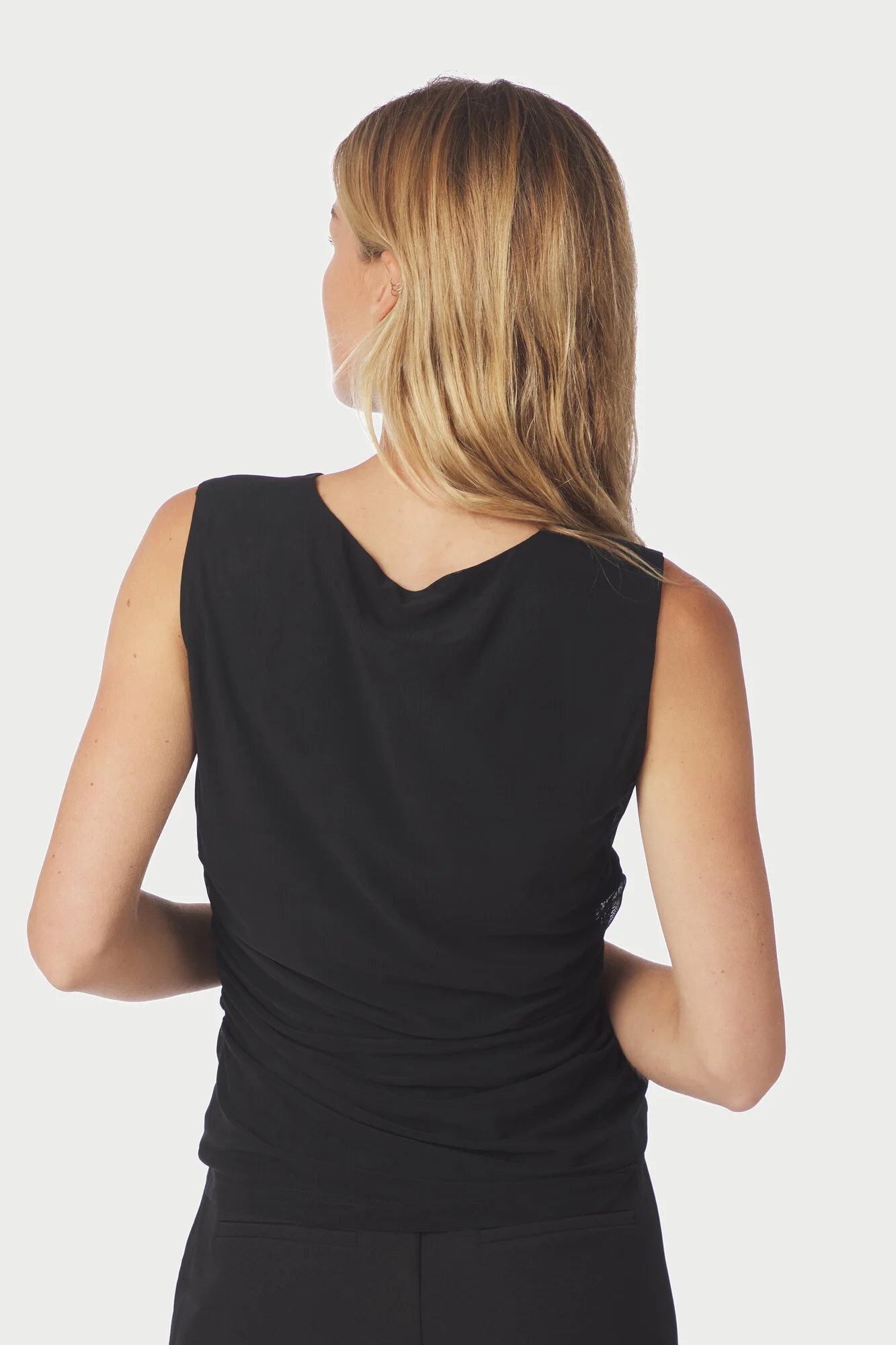 Liblana Mesh top - sort - Image 3