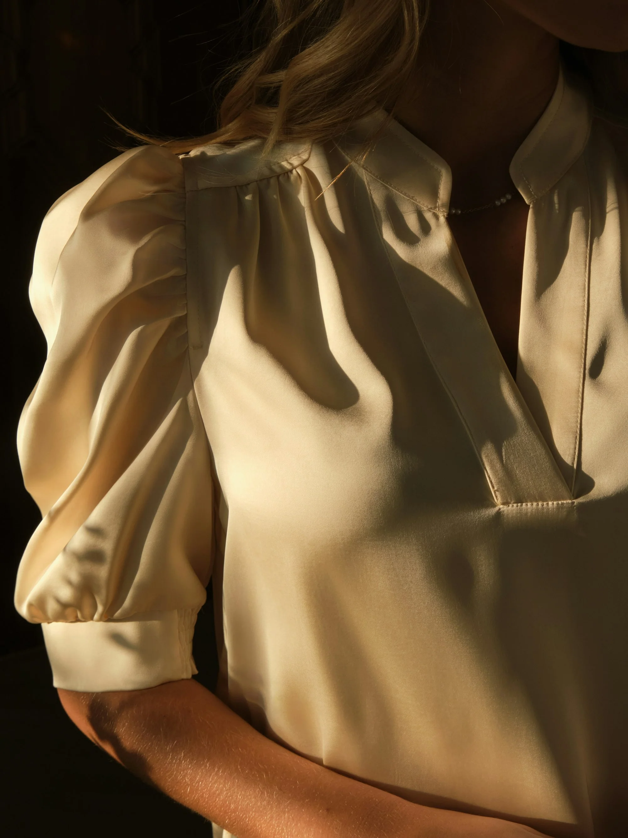 Roella Heavy Sateen bluse - lysegul - Image 9