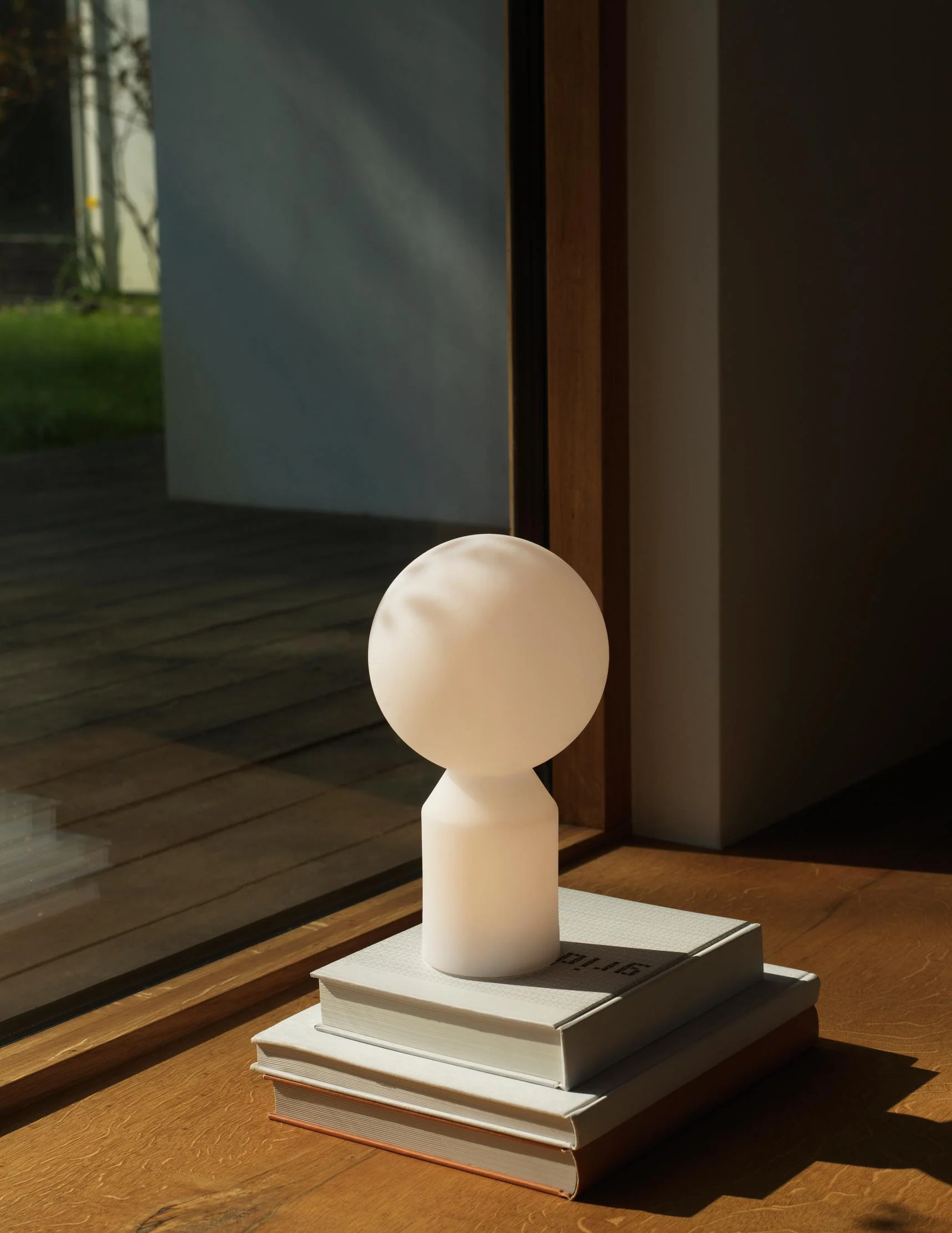 Yo bordlampe, hvid - lille - Image 5