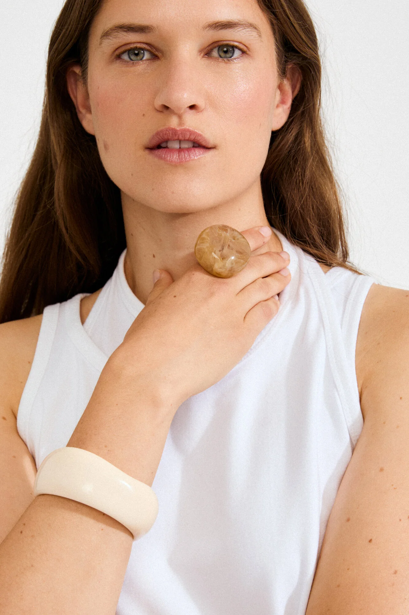 Aase ring - Creamy/Forgyldt - Image 5