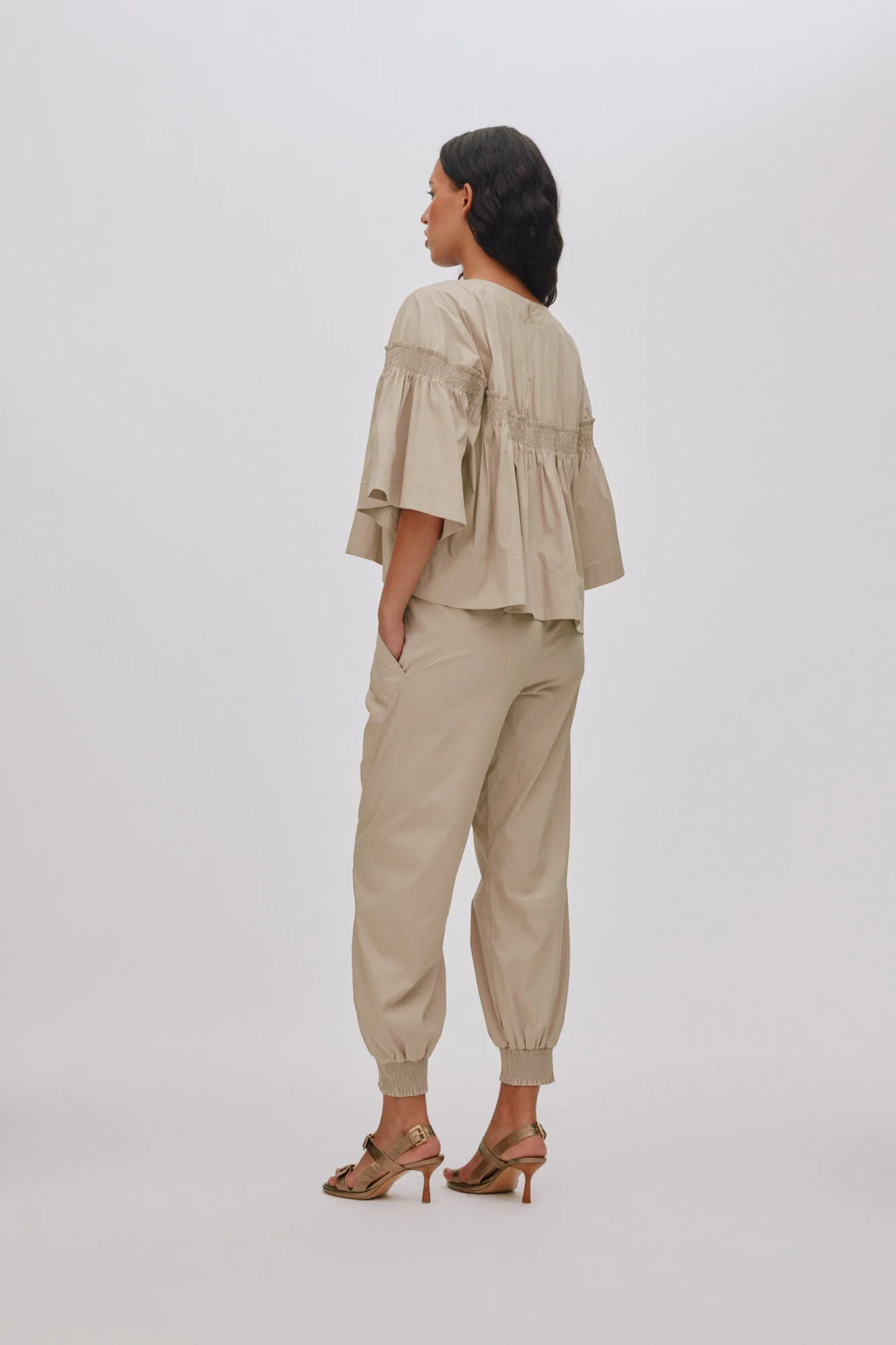Efil Papery Frill Sleeve bluse - Sidiment - Image 4