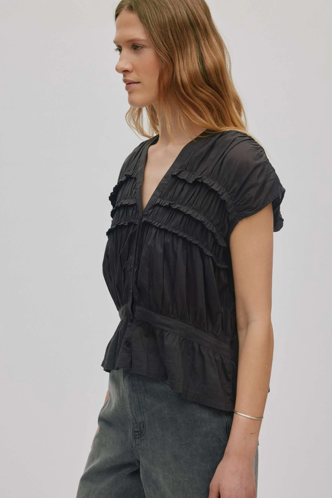 Ellinor top - Liqourice - Image 3