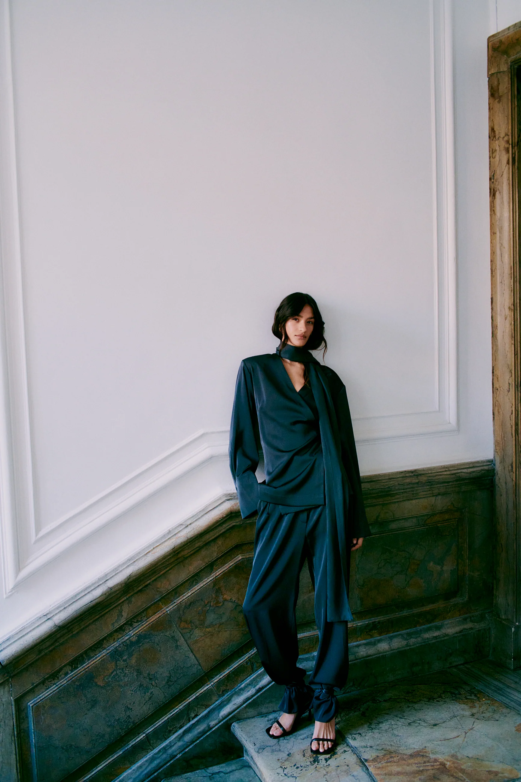 Glari Wrap bluse - Black Sand - Image 4