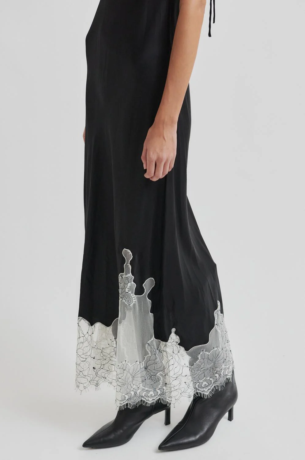 Wila Strap kjole - sort - Image 8