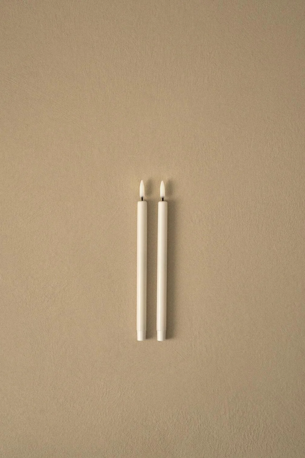 LED kertelys, hvid - H: 20 cm. - Image 4