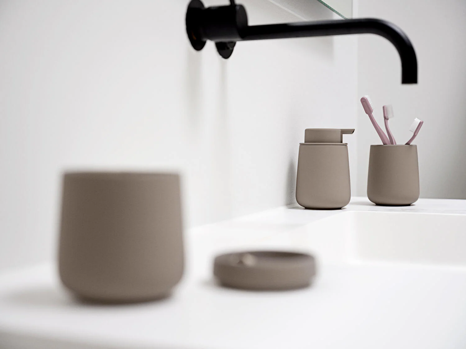 Nova One sæbedispenser - taupe - Image 3